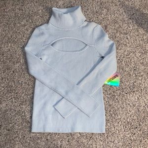 Women’s sweater